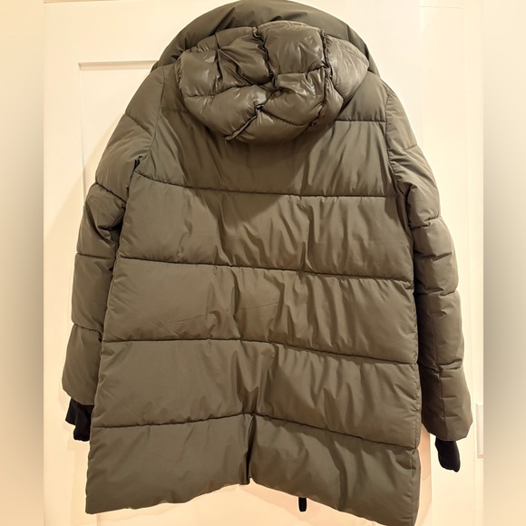 BCBGMAXAZRIA Women's Hooded Puffer Coat - Picture 3 of 3